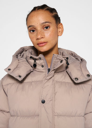 long puffer jacket | warm taupe