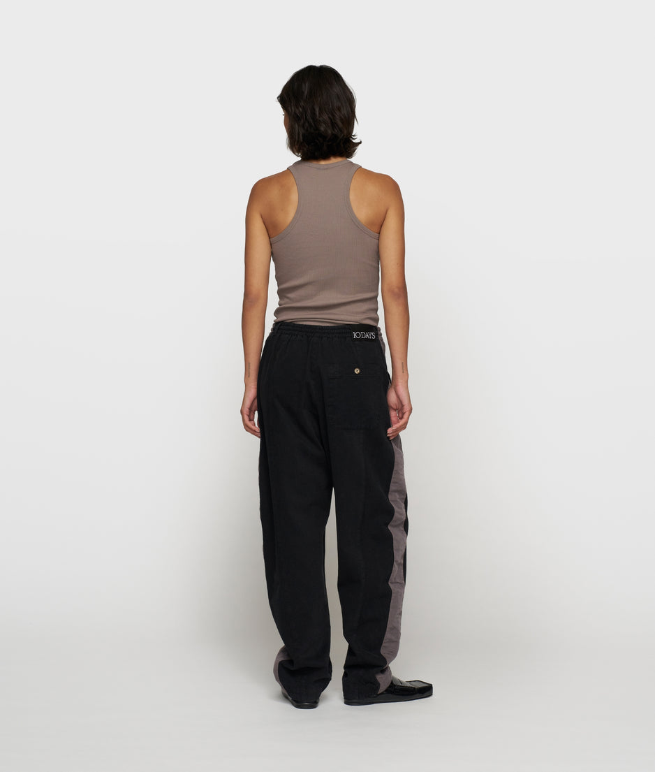 wide tapered pants twill | black