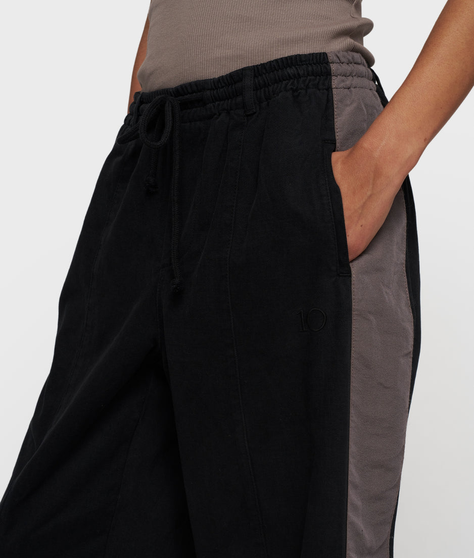 wide tapered pants twill | black