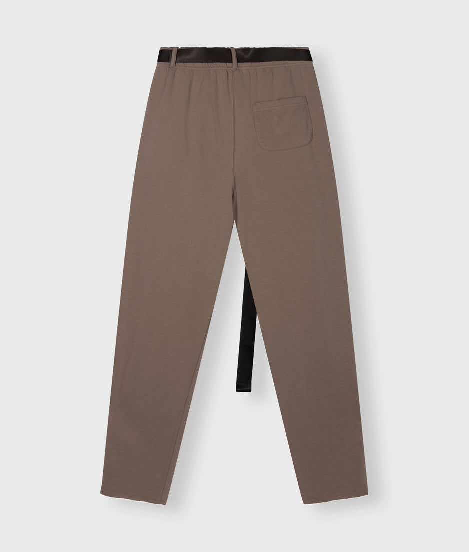 pleated belt jogger | moonrock