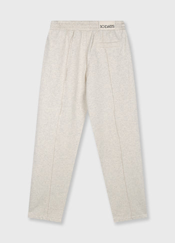 belt jogger | soft white melee