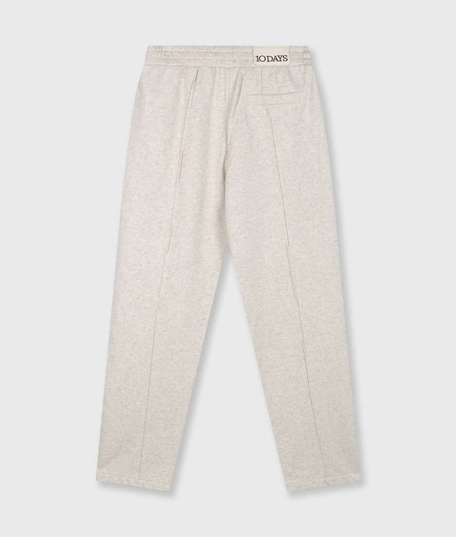 belt jogger | soft white melee