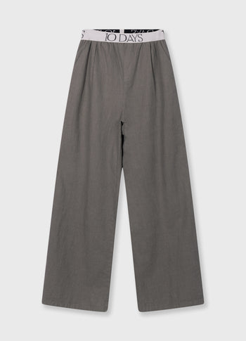 wide leg pants | oil