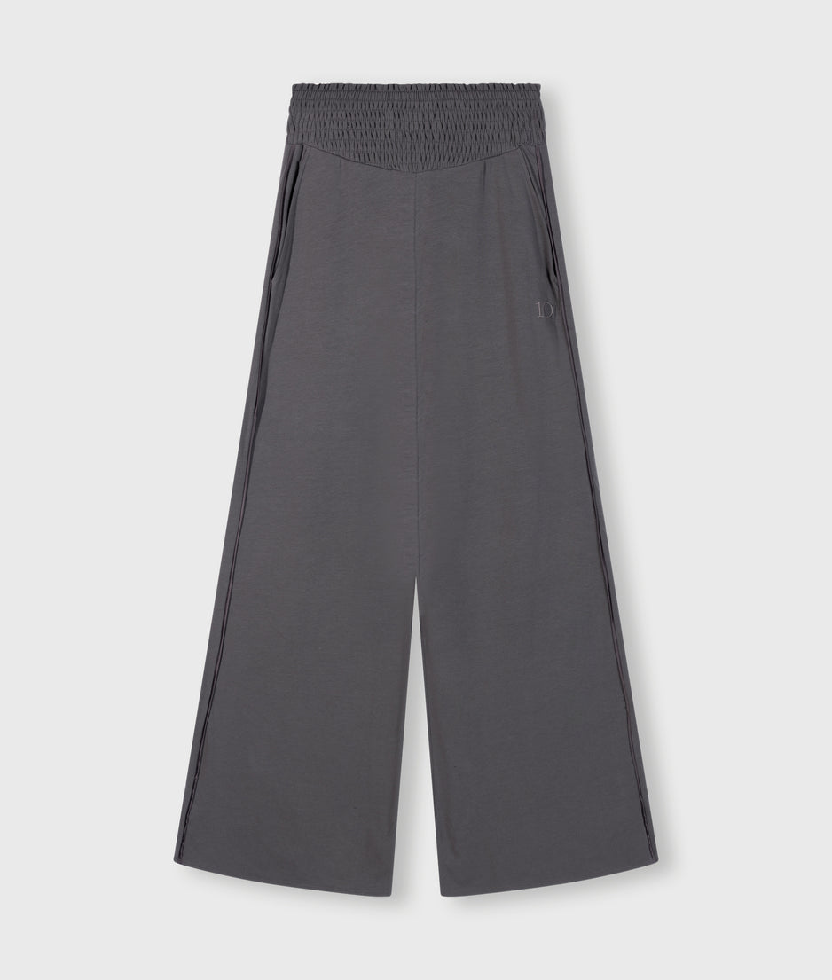 smock waistband pants | oil