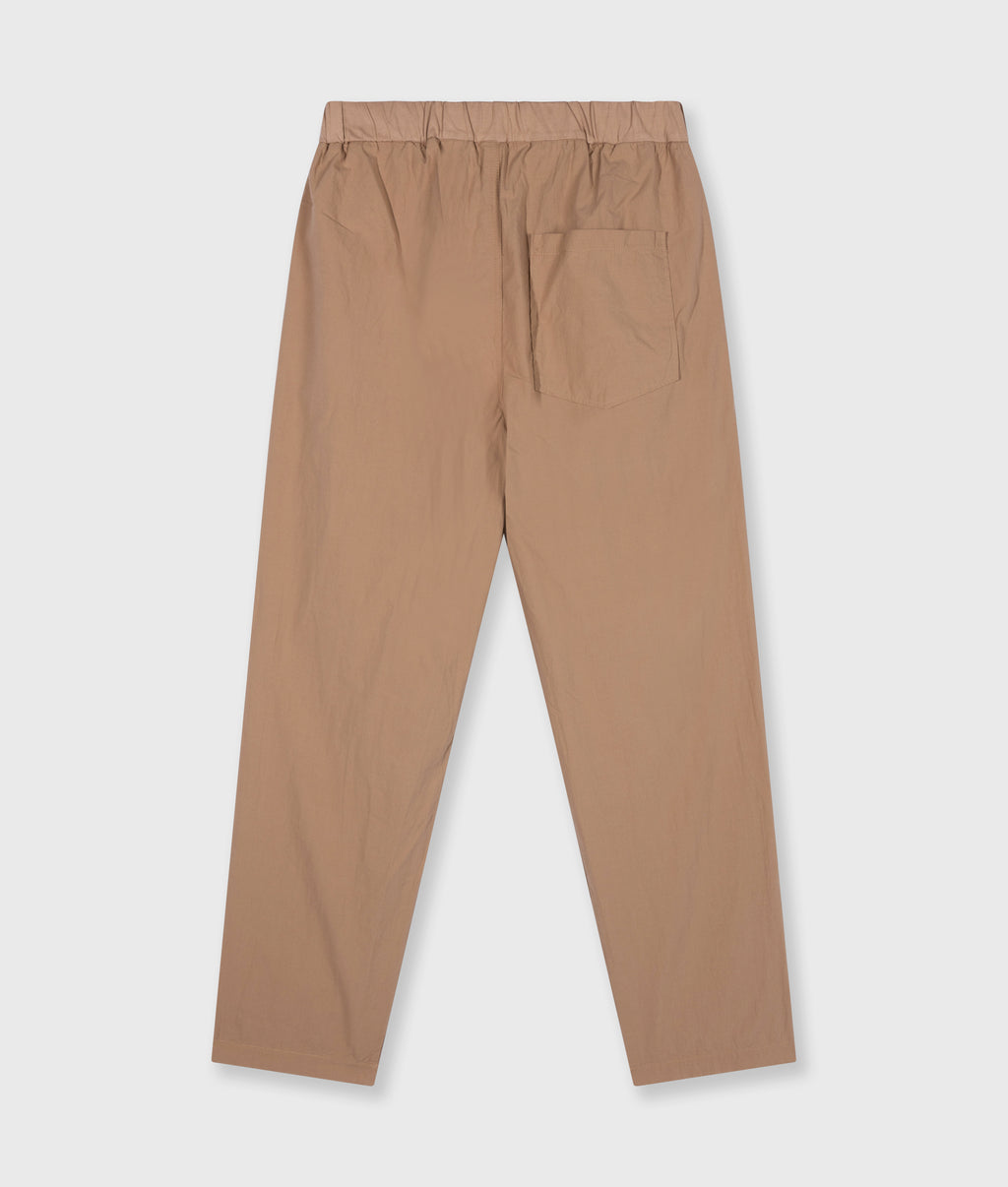 woven jogger | light fudge