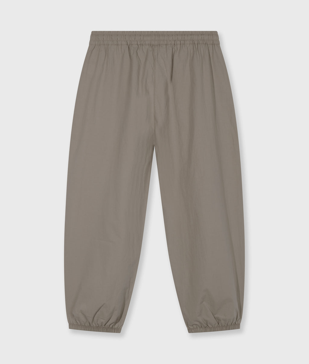 crinkle jogger | fog