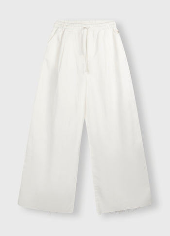 wide leg pants | ecru