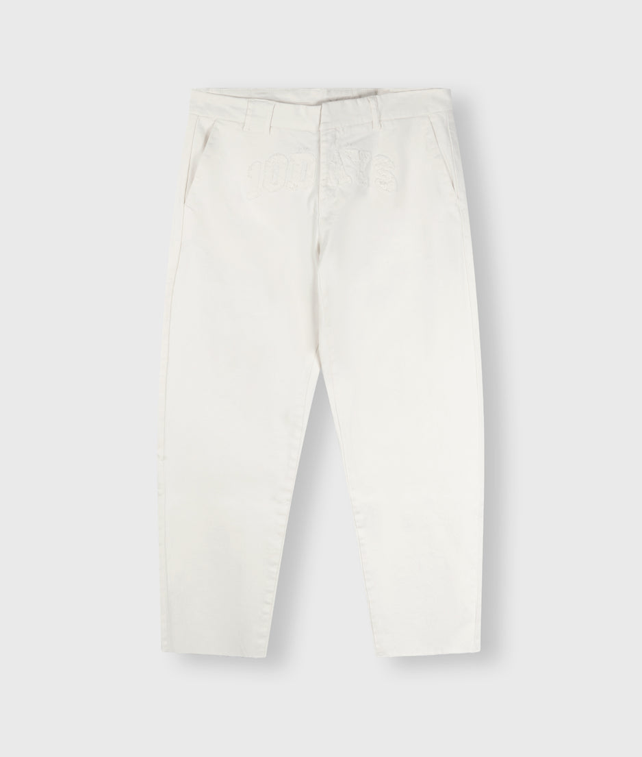 washed statement chino | ecru