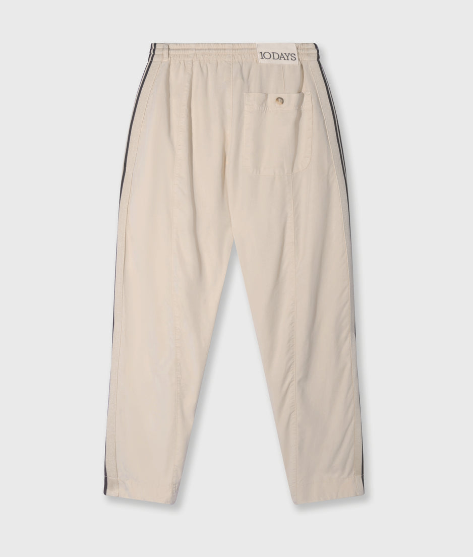 wide tapered pants tencel | light earth