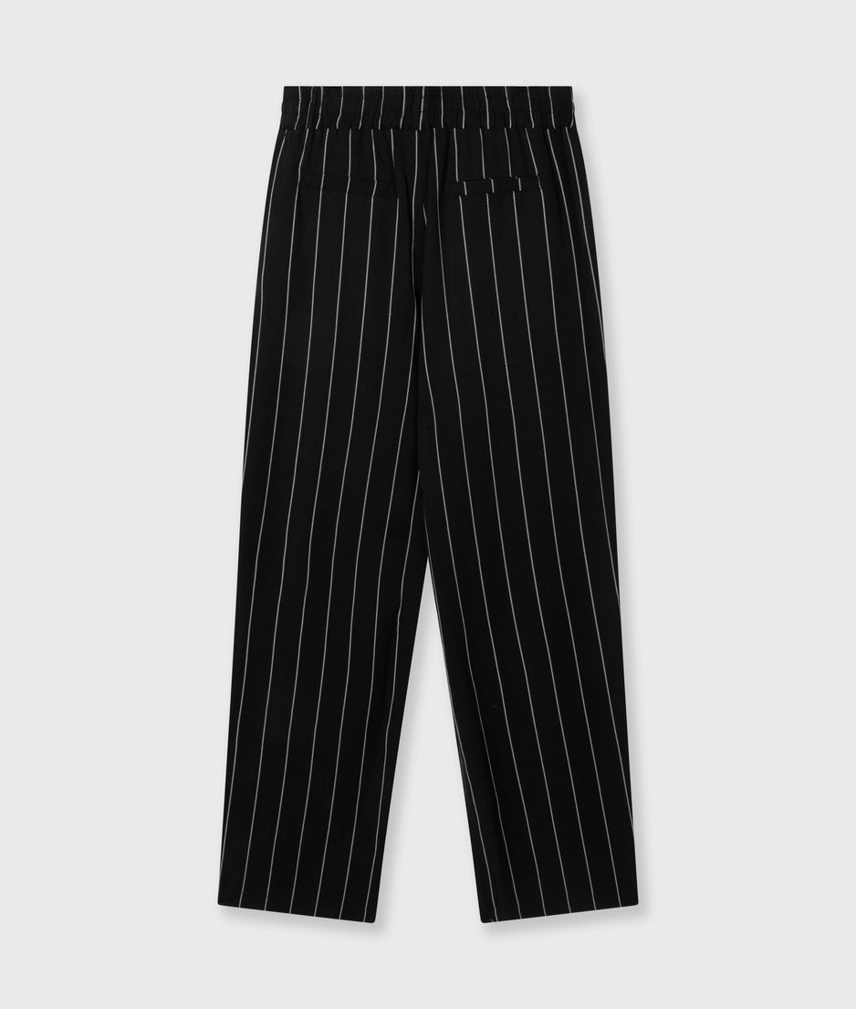 flowy pants pinstripe | black