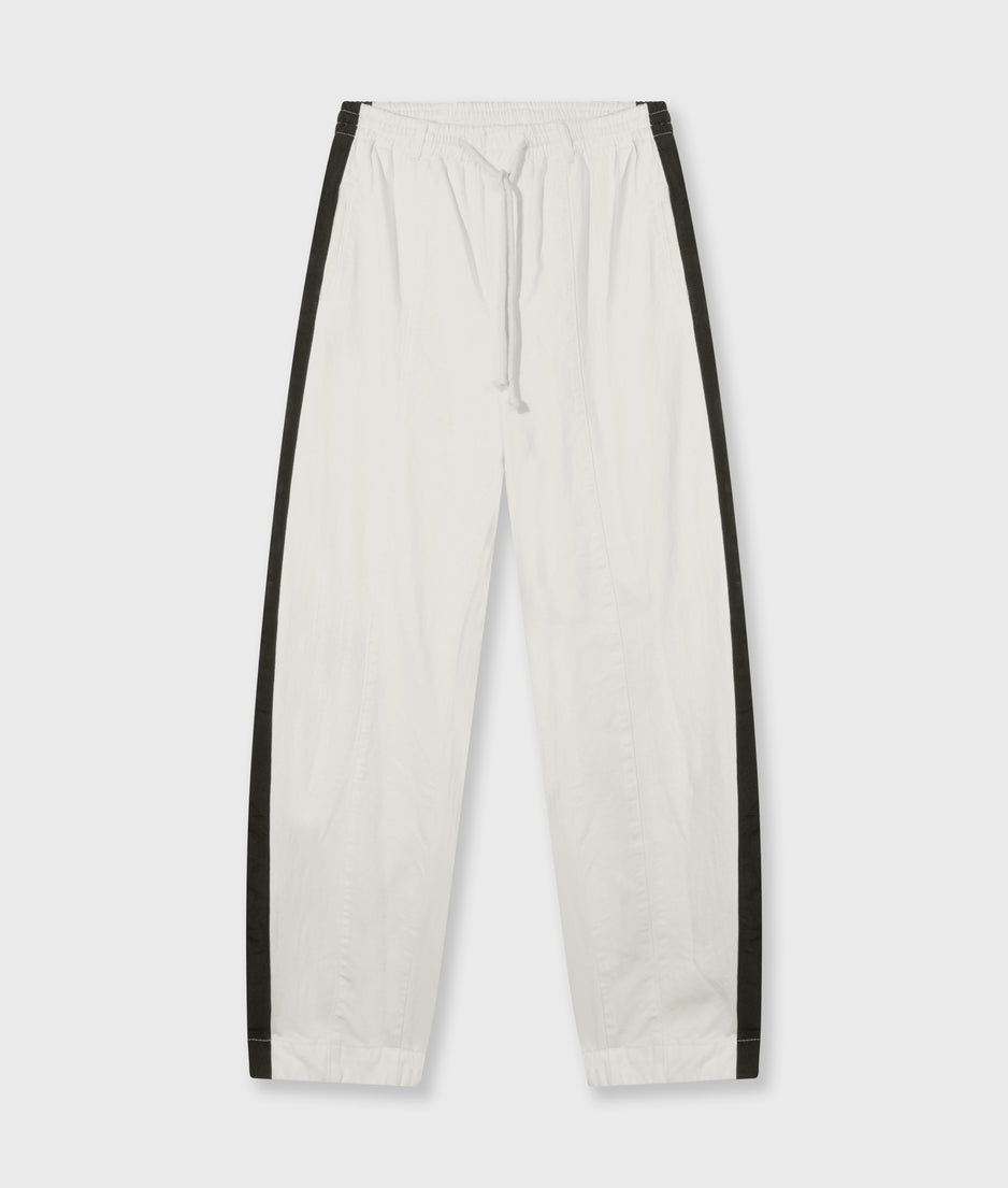 wide tapered pants twill | ecru