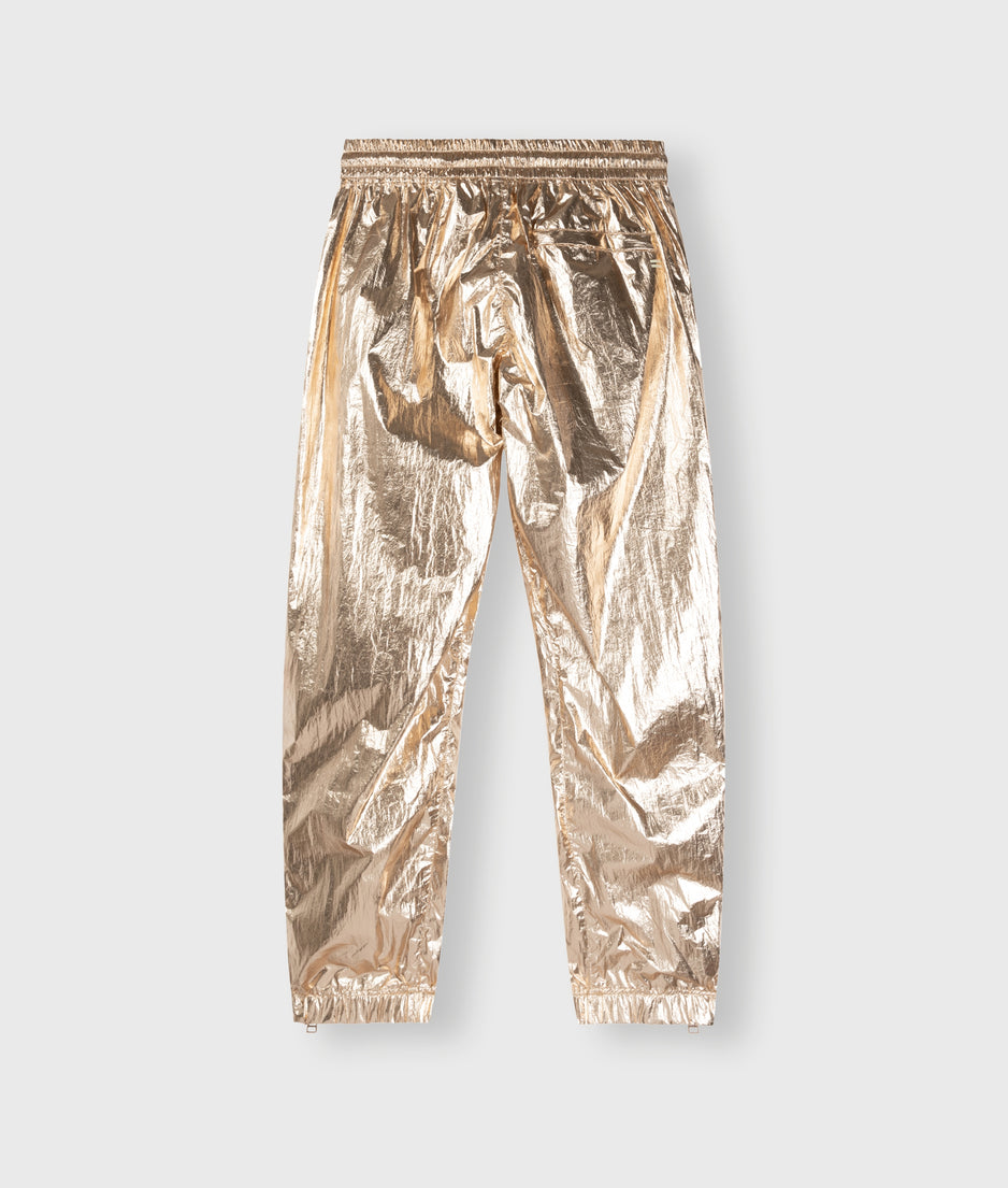 metallic pants | rose gold