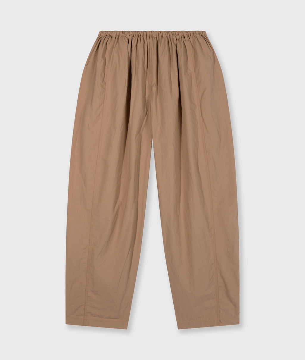 balloon pants | light fudge