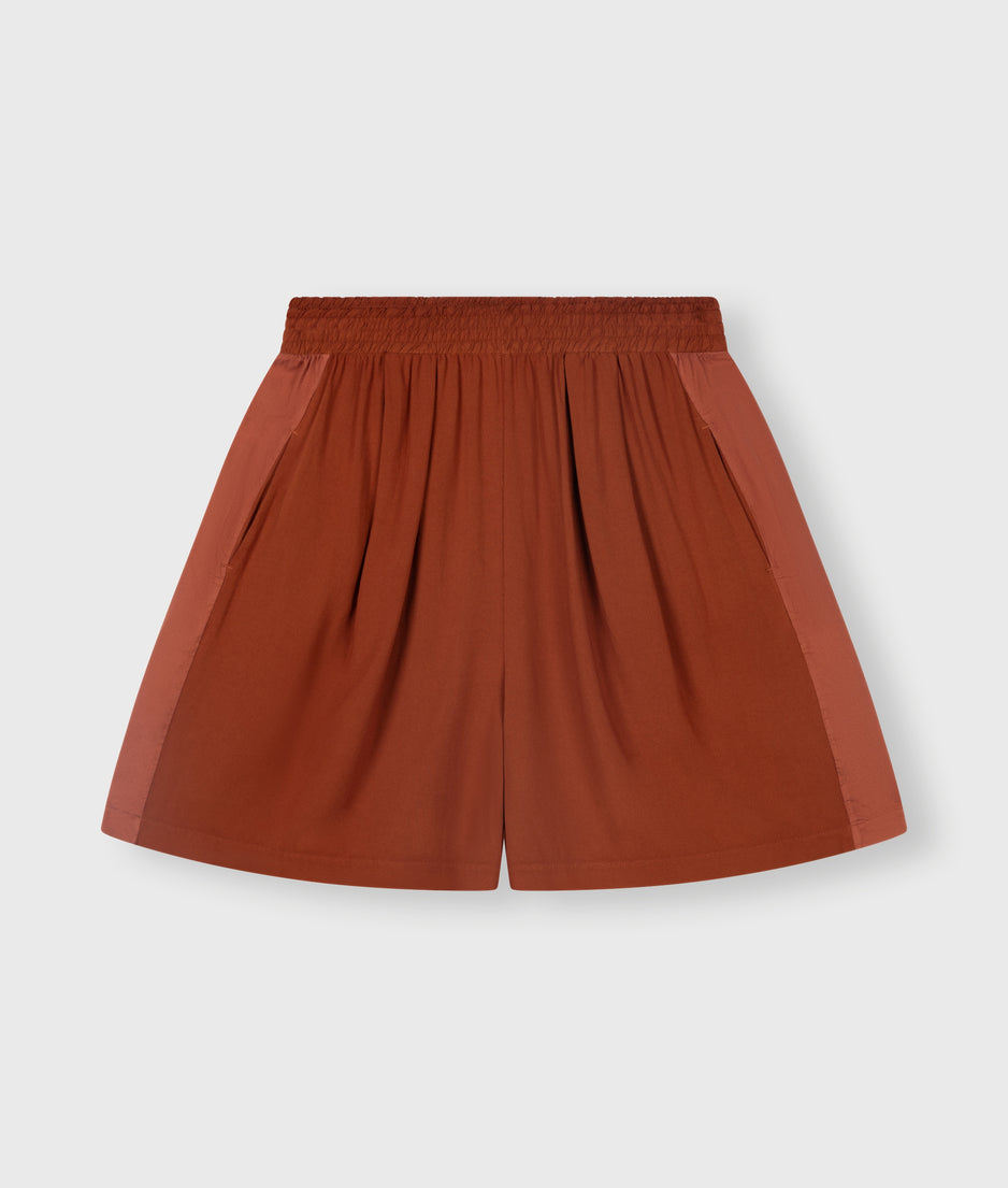 flowy shorts | saddle brown
