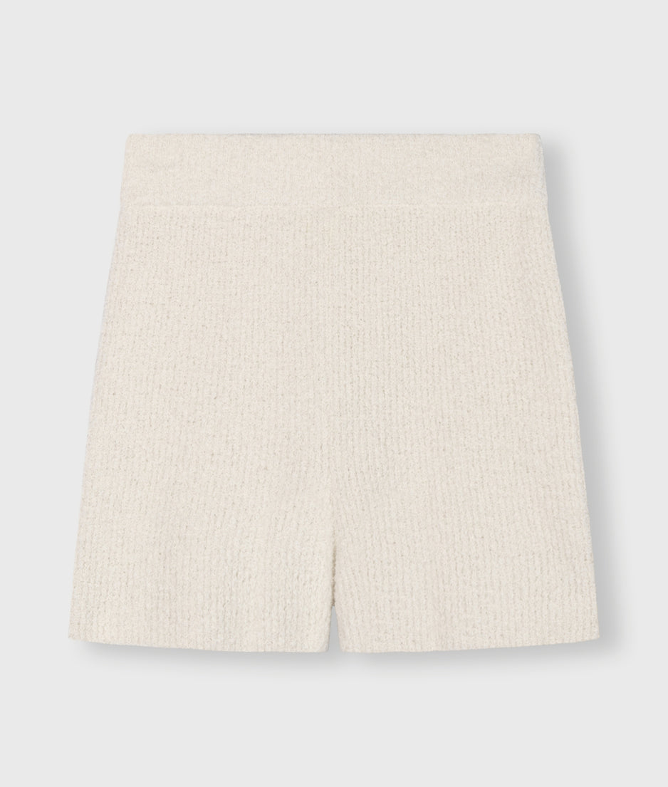 boucle knit shorts | light natural