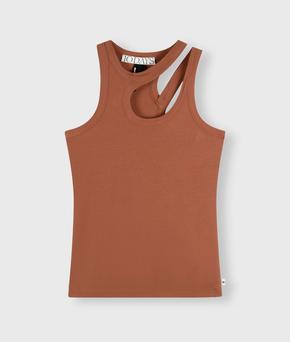 cut out tank top rib | saddle brown