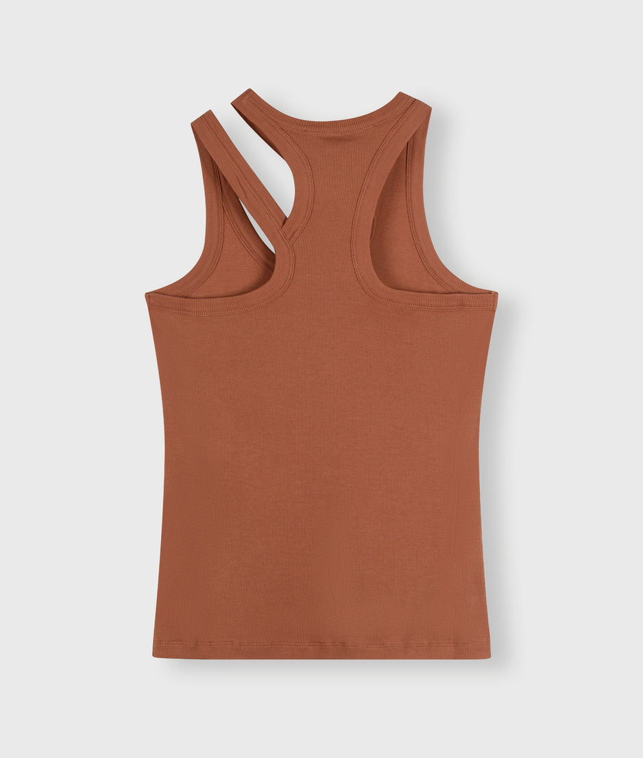 cut out tank top rib | saddle brown