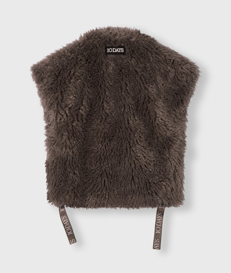 the Bobbie gilet | moonrock