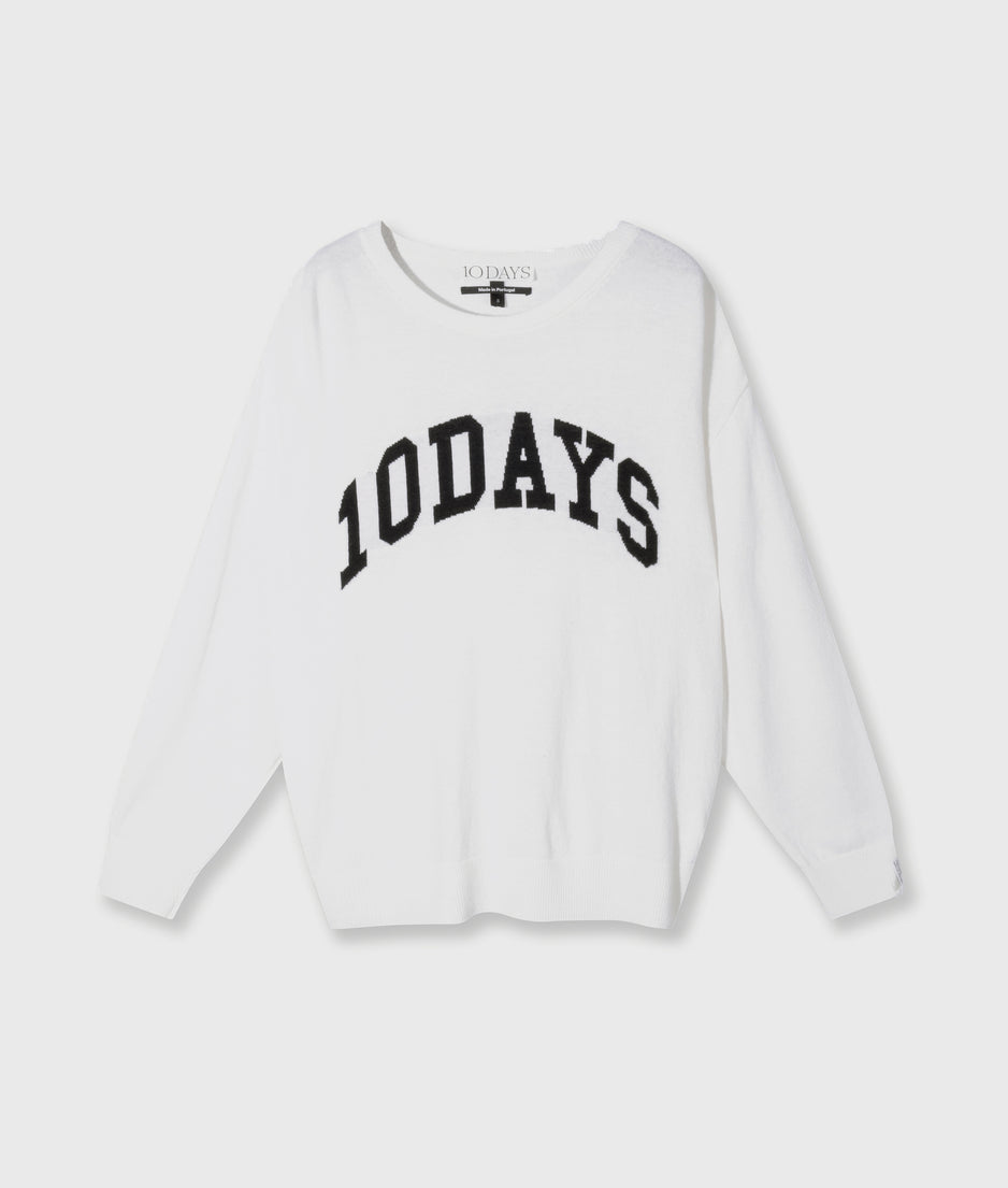 statement sweater knit | white