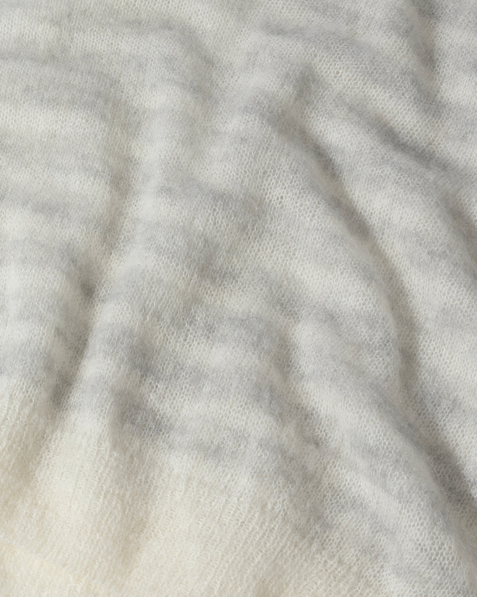 thin v-neck knit sweater | light grey melee/ecru