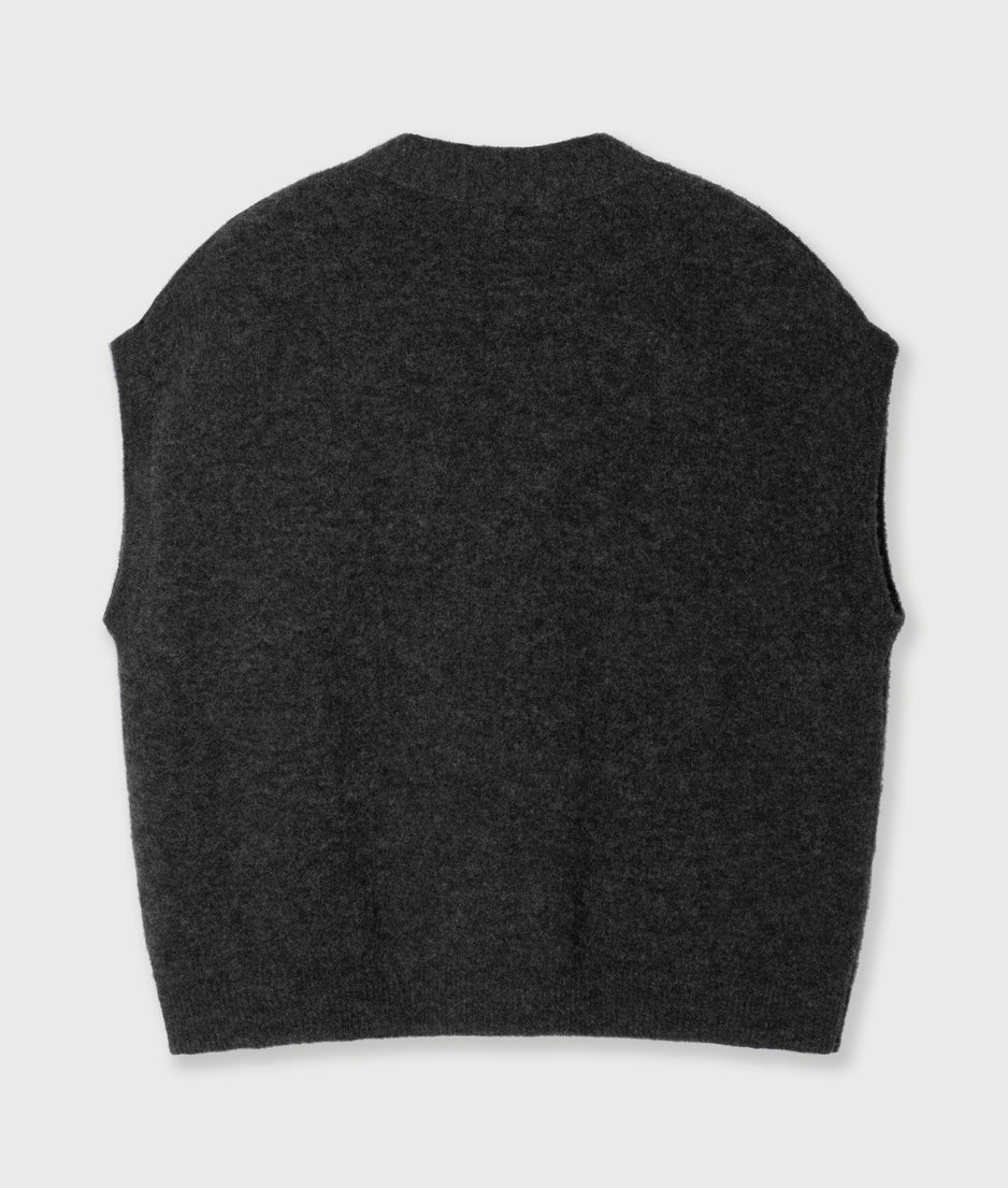 soft v-neck knit gilet | antra melee