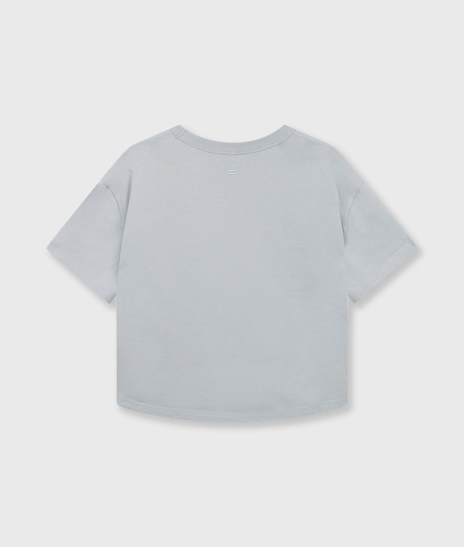 thick cotton v-neck tee | clean blue