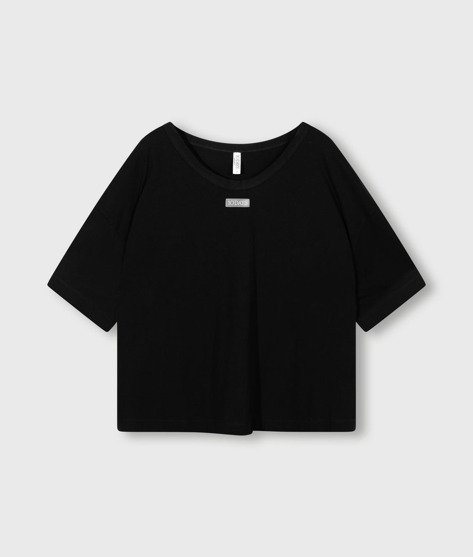 boxy tee | black