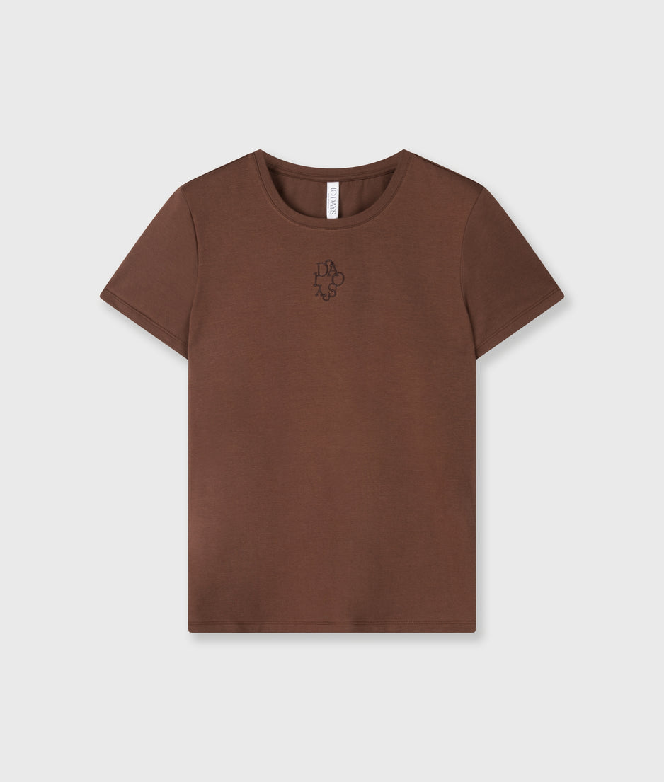 slim short sleeve tee | dark truffle