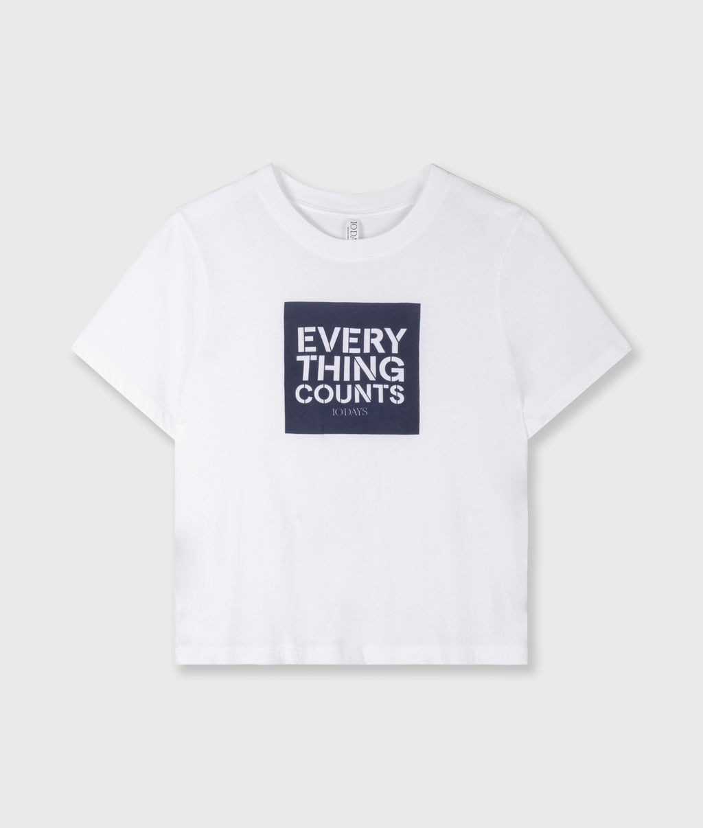 petite everything counts tee | white