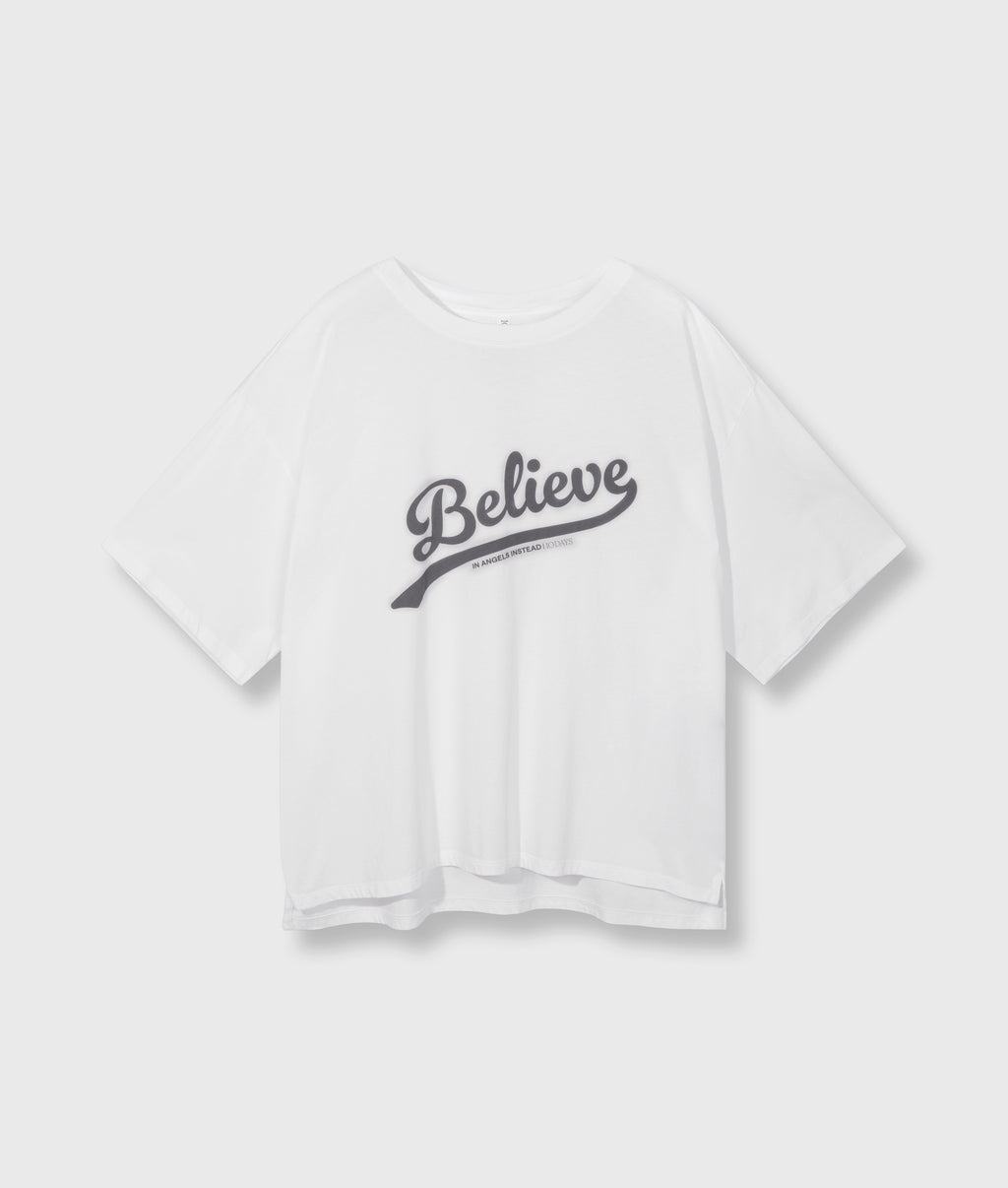 believe tee | white