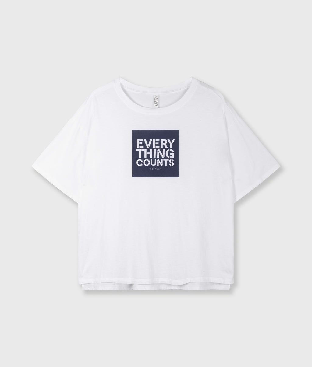 everything counts tee | white