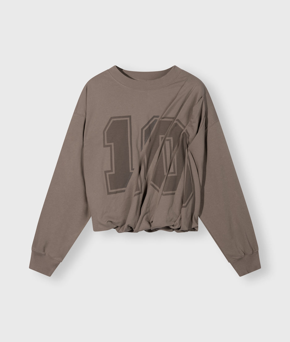 pleated sweater 10 | moonrock