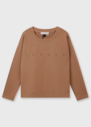 clean sweater logo | fudge