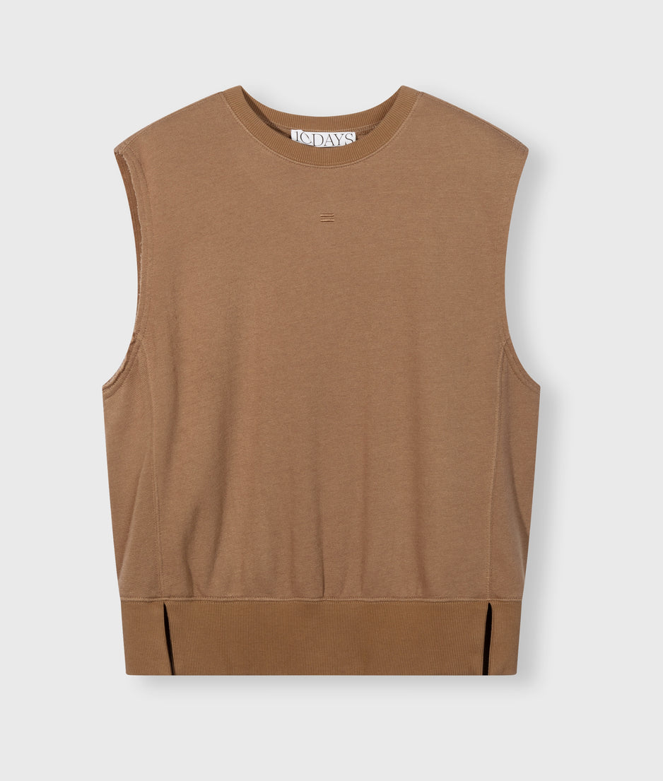 sleeveless sweater | cedar brown