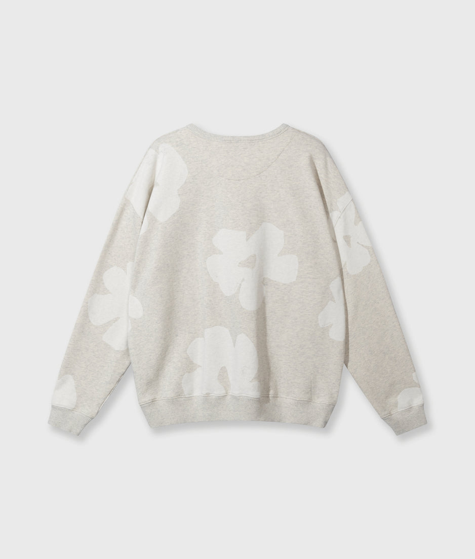 statement sweater flower | soft white melee