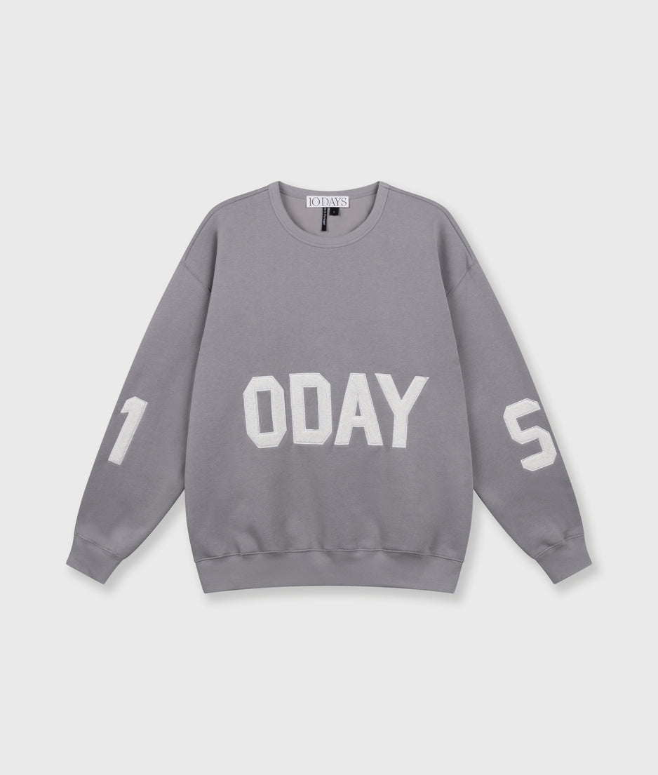statement sweater logo | light graphite