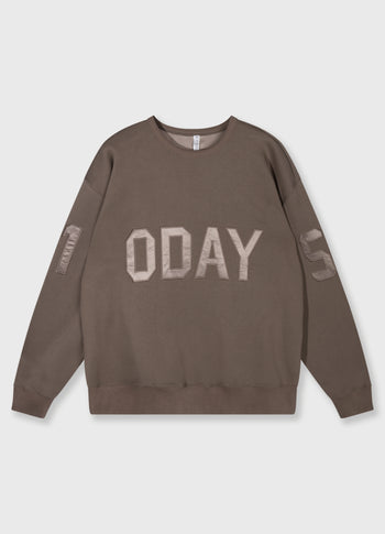 statement sweater logo | moonrock