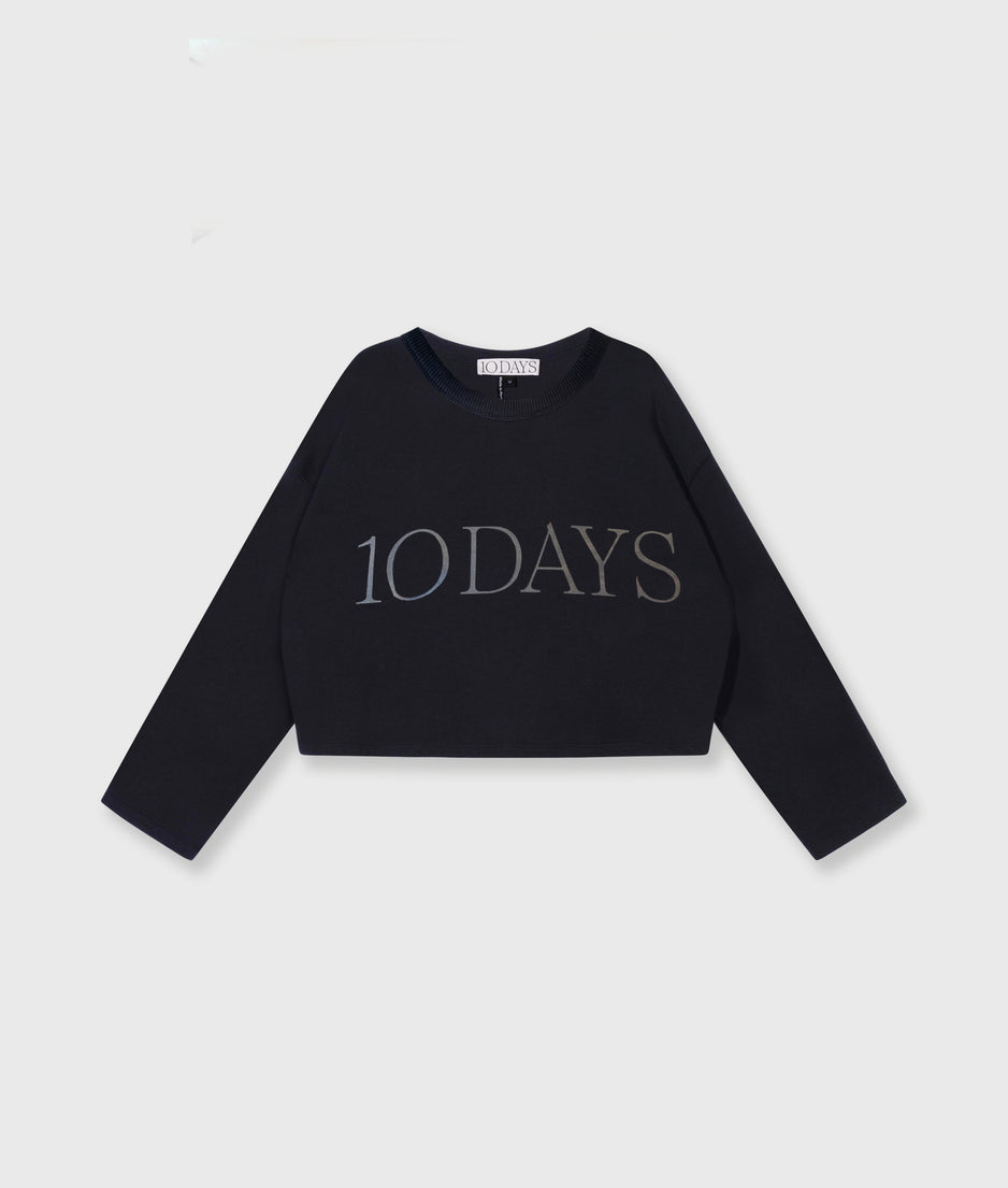 short 10DAYS sweater | black