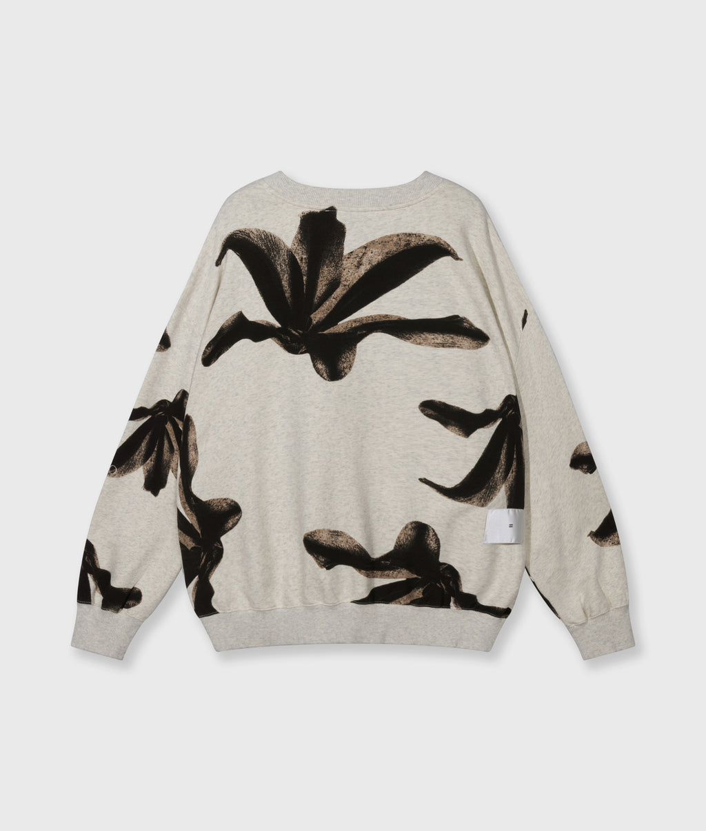 sweater flower | soft white melee