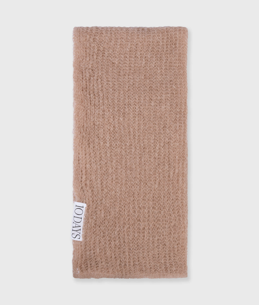open knit scarf | light fudge