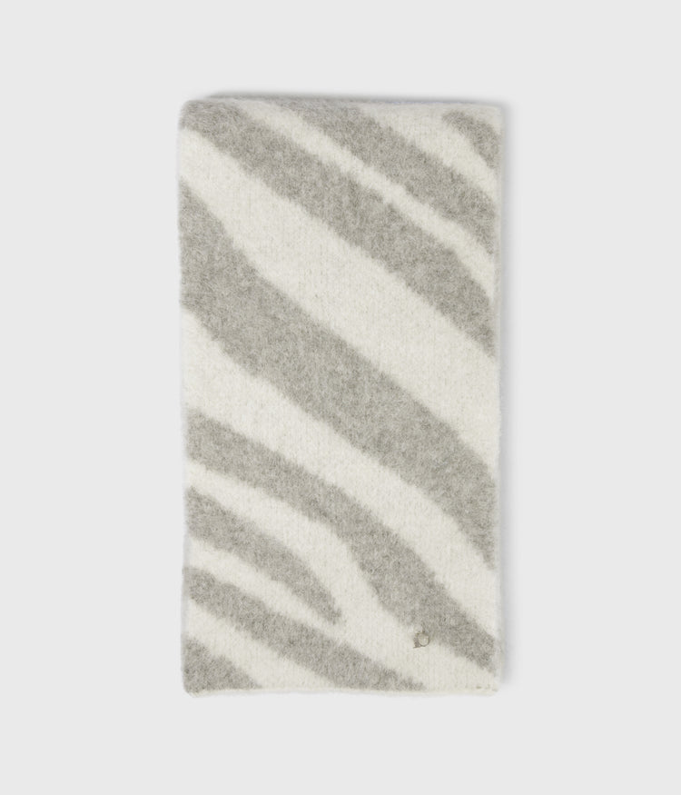 knit scarf zebra | ecru