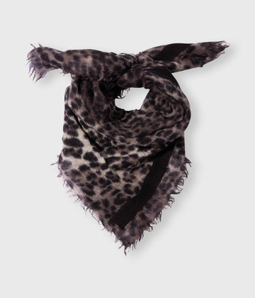 wool bandana leopard | soft white melee