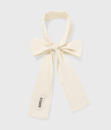 pussy bow | light natural