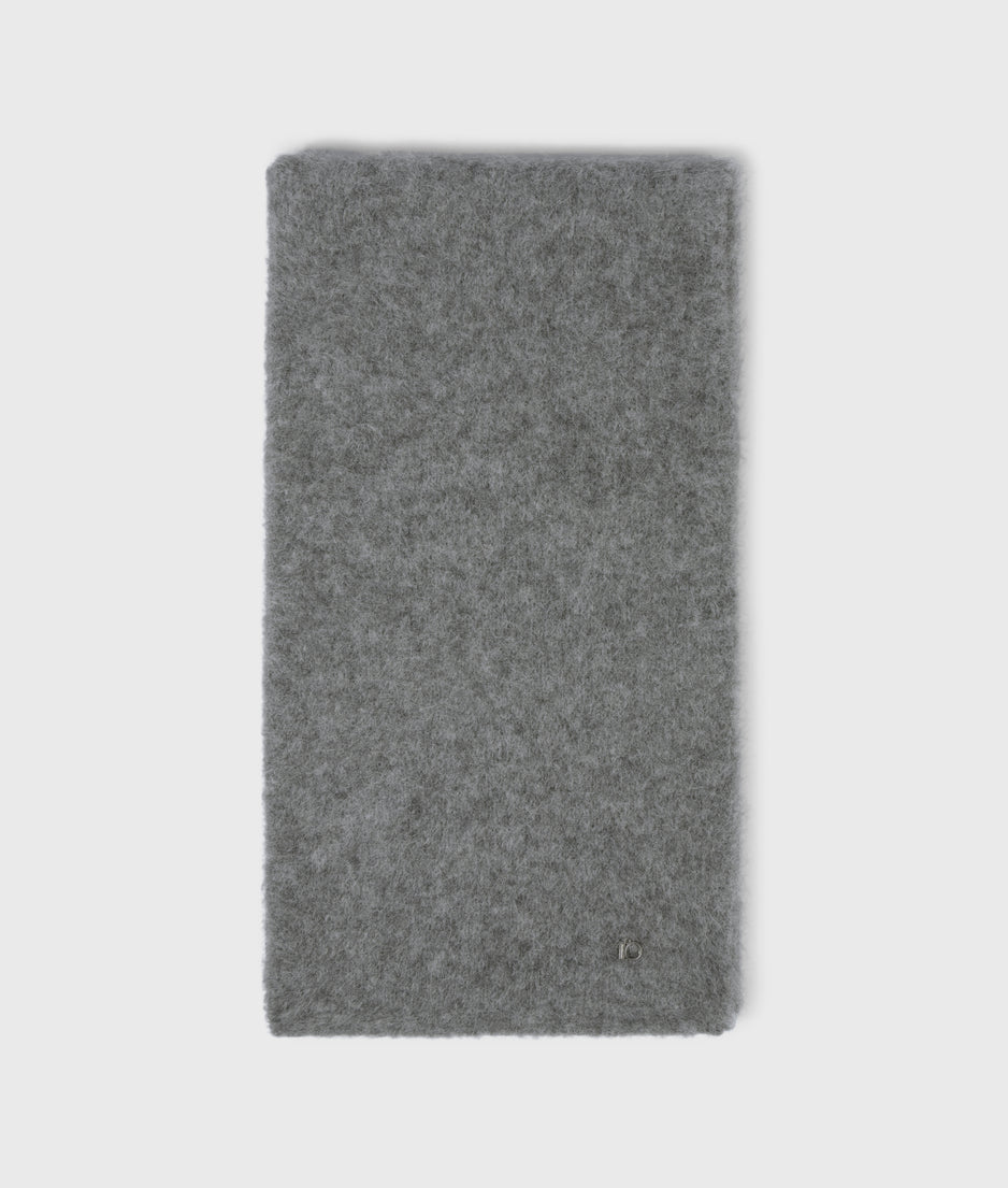hairy knit scarf | grey melee