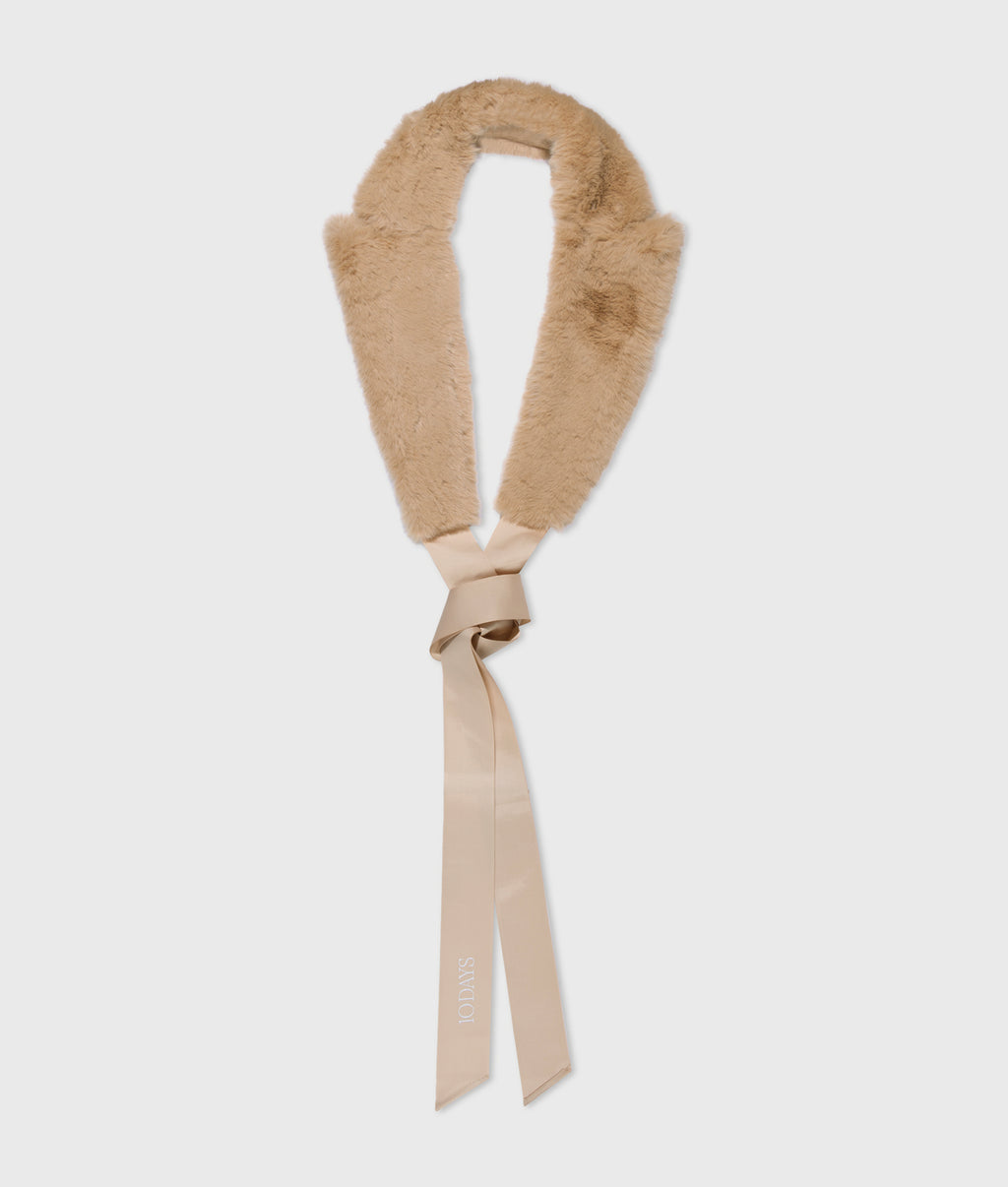 fluffy scarf | grey mango