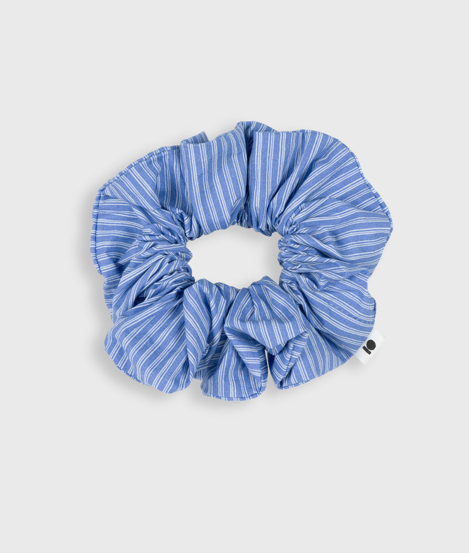 scrunchie stripes | blue bell