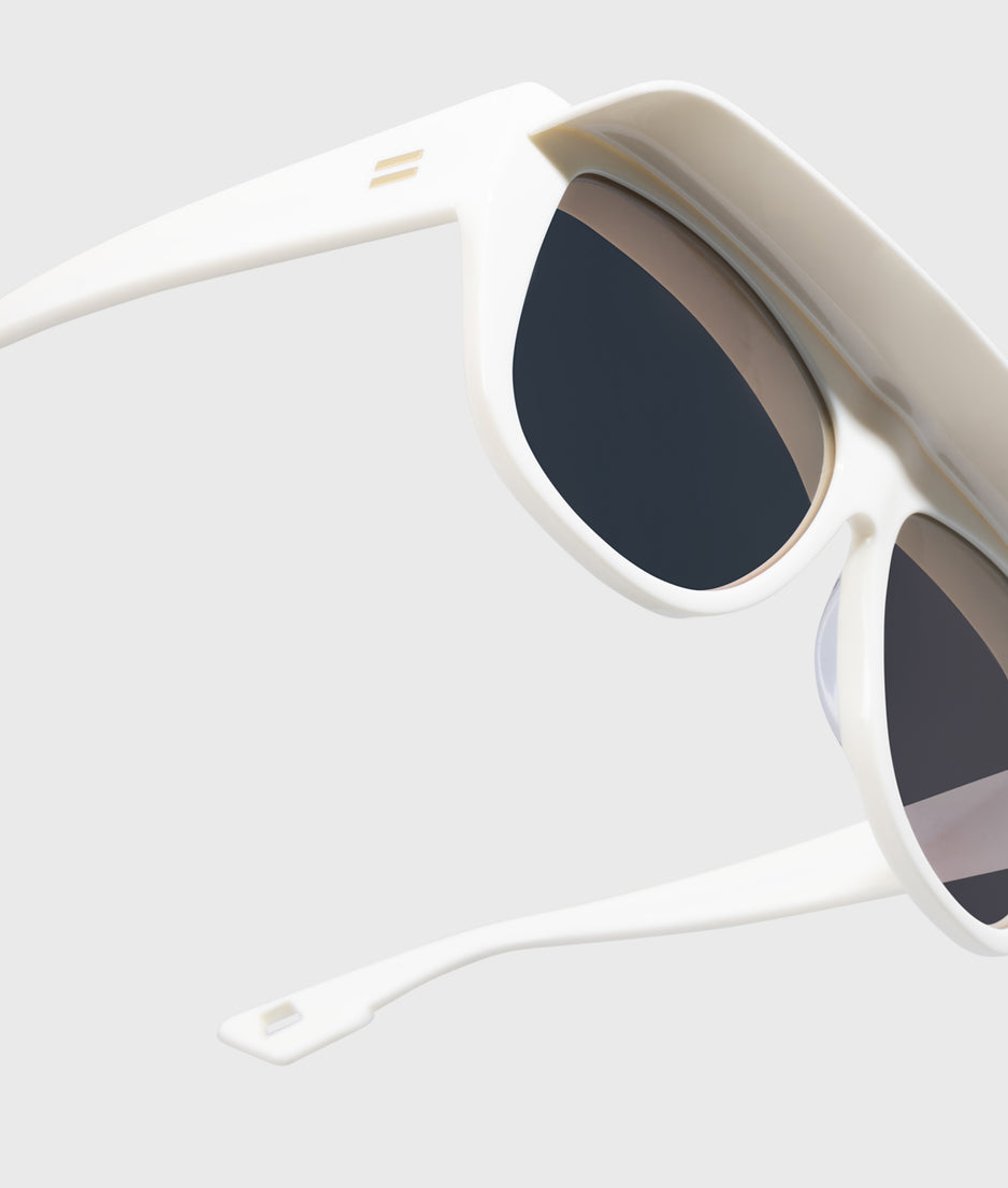 the statement sunglasses | ecru