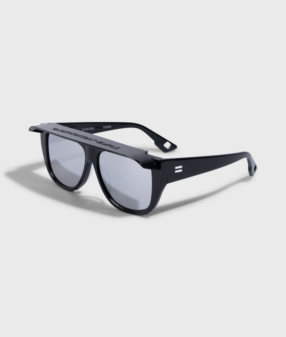 the statement sunglasses | black