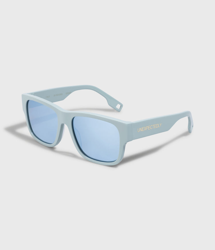 the essential sunglasses | blue haze