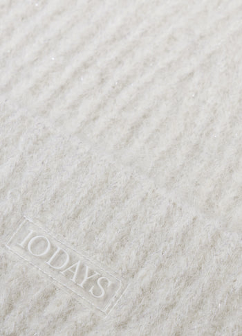 hairy beanie lurex | ecru